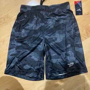 Reebok slim 9” athletic training short size s black multi